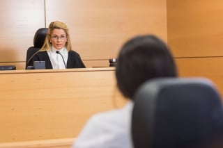 Giustizia al femminile: giudici donne sono il 51%