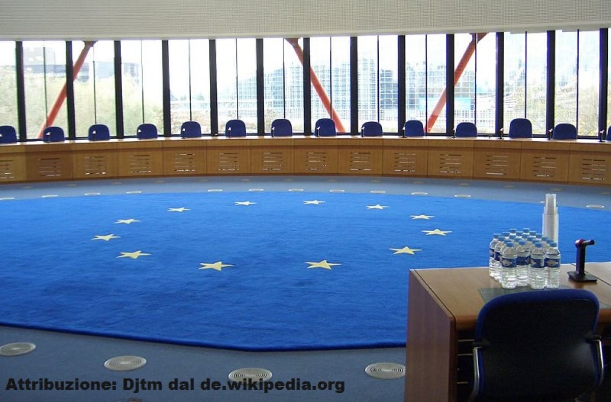 La Corte di Strasburgo striglia l'Italia e il CDM approva un disegno legge che consente di attribuire ai figli il cognome materno.