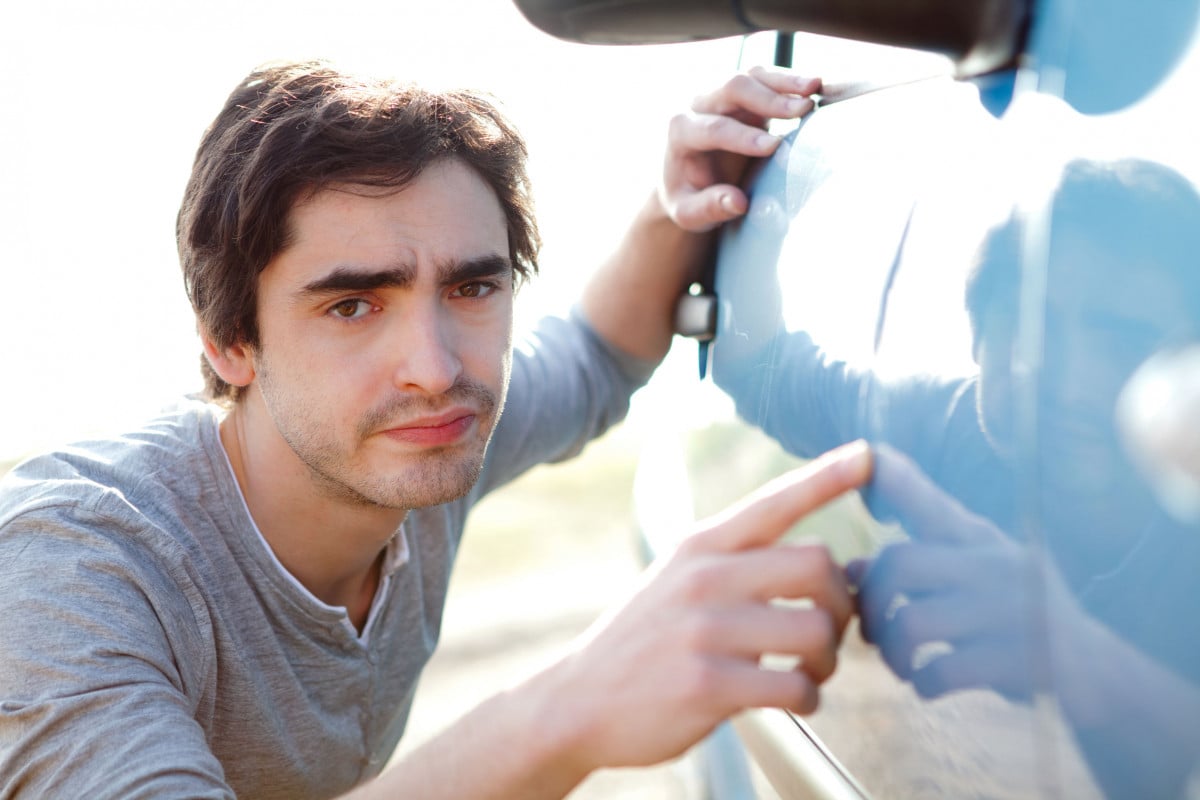 Auto usata: quella incidentata non può essere venduta come "praticamente nuova"