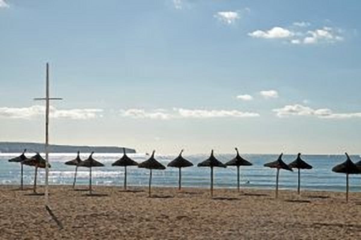 Concessioni balneari: proroga illegittima