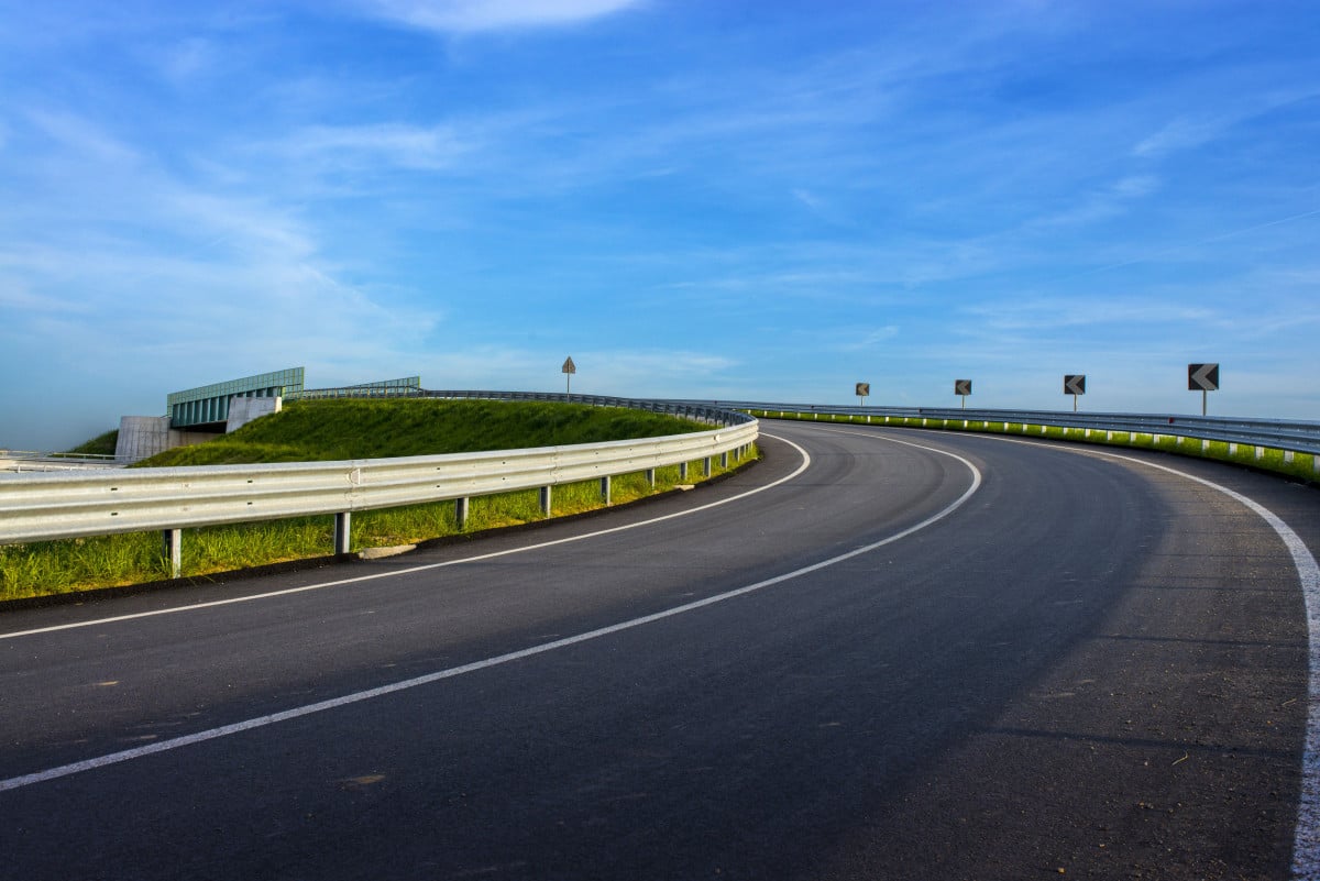 Responsabilità del gestore autostradale per l'ostacolo sulla carreggiata