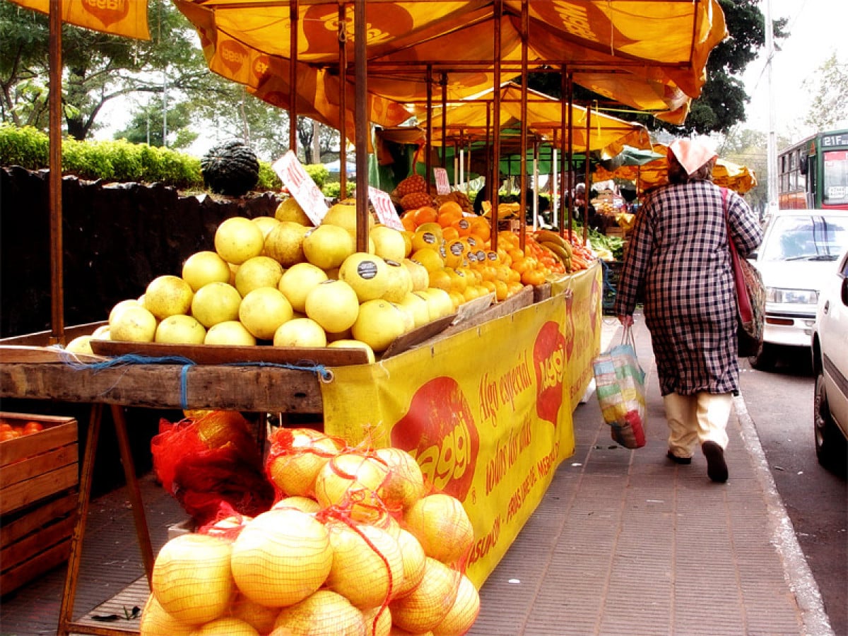 Confcommercio: torna ancora una volta la contrazione dei consumi delle famiglie
