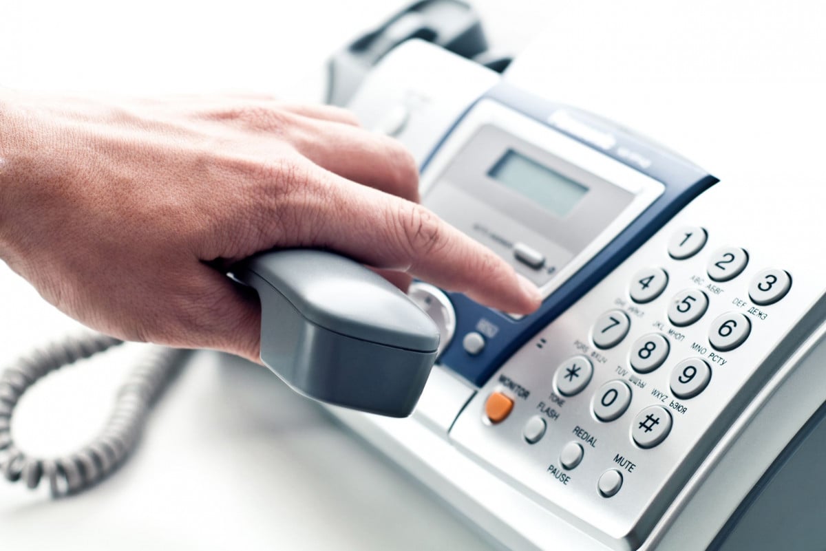 Abuso d'ufficio per chi usa il fax del posto di lavoro per fini privati