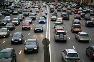 Rumori: chi abita vicino alla tangenziale va risarcito per le spese sostenute per isolarsi