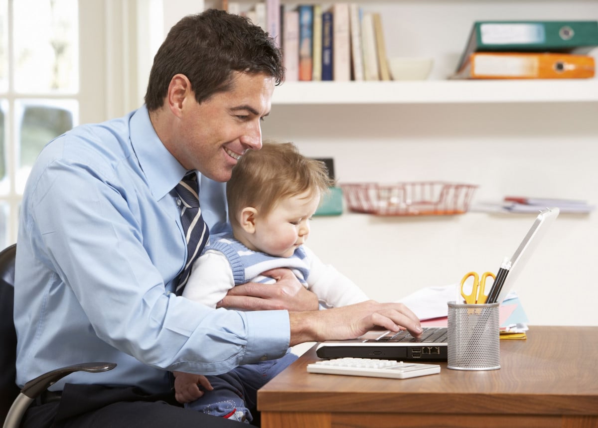 Obbligo di mantenere i figli anche quando si è senza lavoro