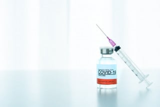 Obbligo vaccinale: si può disapplicare la norma interna che viola il diritto UE