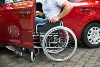 Bonus auto legge 104: chi ne ha diritto e come funziona