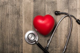 Responsabile il medico che non trattiene il paziente con sintomi da infarto
