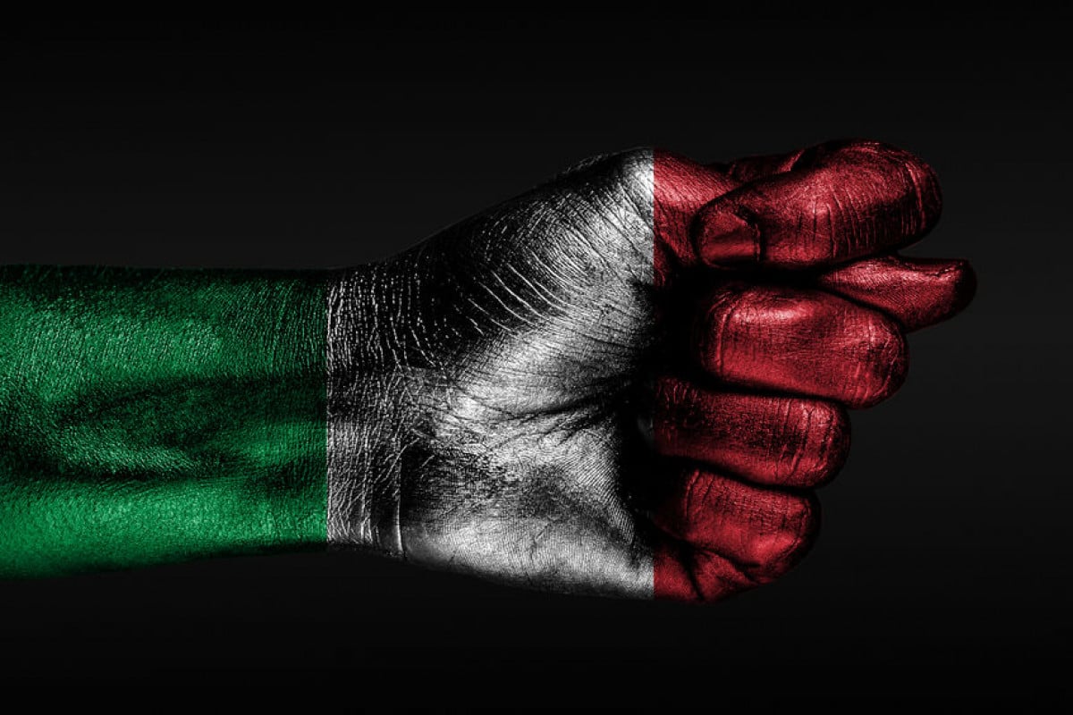 Oltraggio a un corpo politico, amministrativo o giudiziario