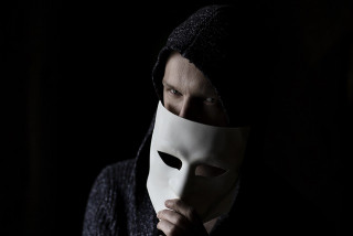 L'avvocato deve accertare l'identità del cliente