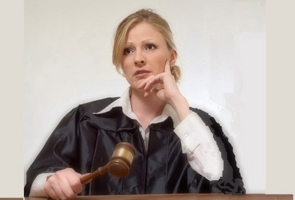 Tribunale di Frosinone: imputato assolto perché il 'foglio di via obbligatorio' è risultato annullabile per carenza di motivazione sulla pericolosità del soggetto.