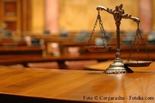 Cass. Pen. 39873/2013 - Quando il COMMERCIALISTA risponde di FRODE FISCALE