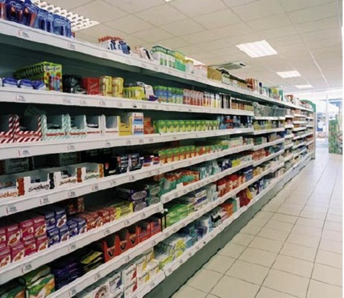 Alimenti pericolosi: l'esclusione della responsabilità penale del gestore di catena di punti vendita