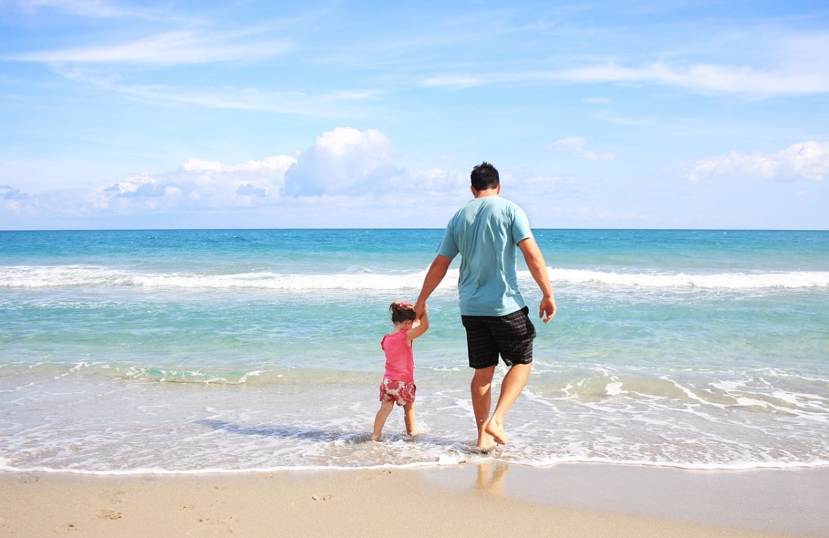Reato impedire all'ex di trascorrere le vacanze con la figlia 