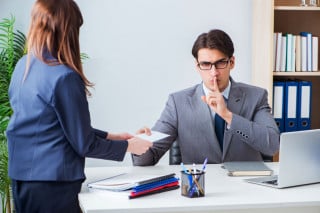 Abrogazione abuso d'ufficio: per la Consulta è legittima