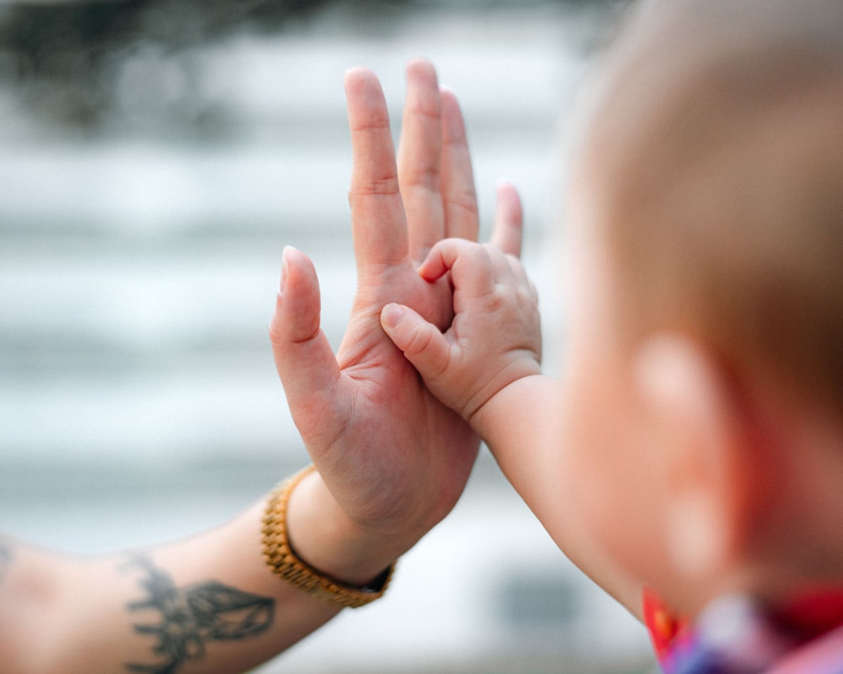 Figli minori, niente mantenimento: serve l’indigenza assoluta