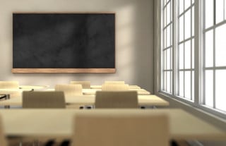 Cassazione conferma condanna della prof per relazione con alunno minorenne