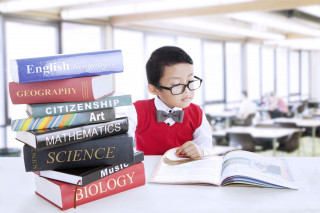 Scuola: fino a 50 euro per i libri alle elementari