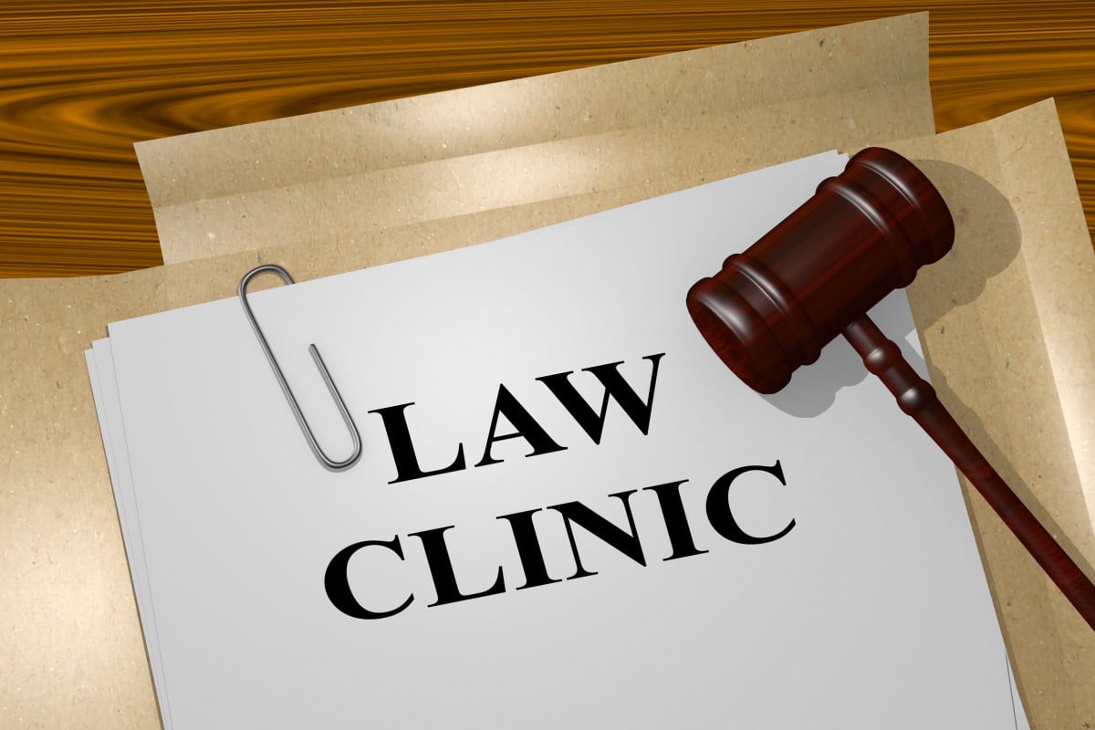 Avvocati: arriva la "clinica legale"