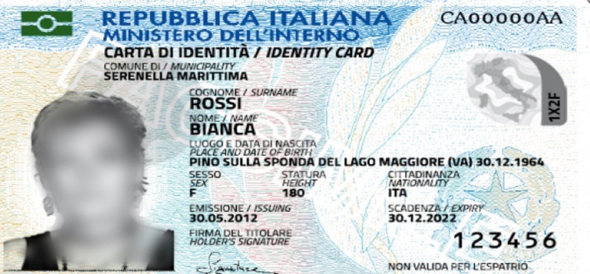 Arriva la carta d'identità elettronica per gli italiani all'estero