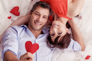 Telefonare all'amante a San Valentino costa 40 euro
