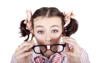 Guida senza lenti: quali sono le sanzioni?
