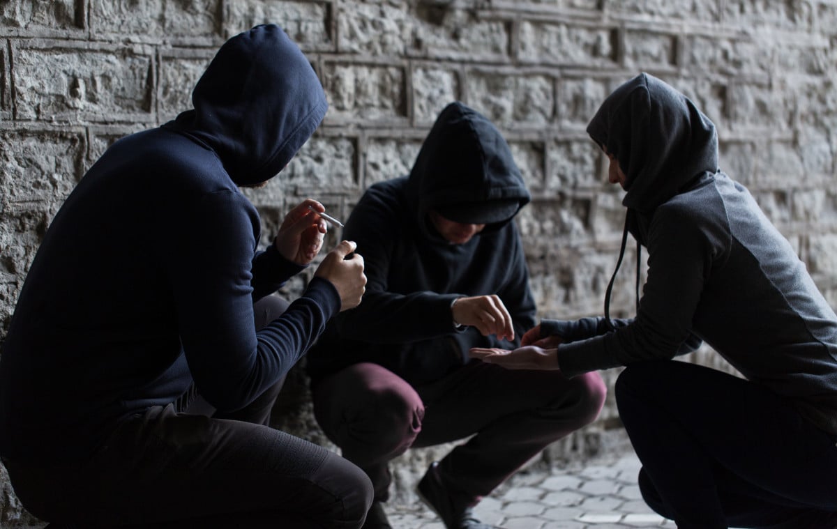 Spaccio di lieve entità: ok a sospensione e messa alla prova