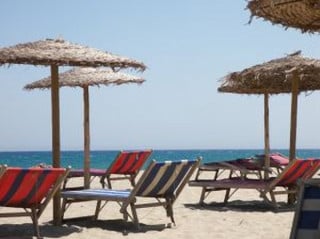 Spiagge: battigia libera e gratuita ma senza intralci