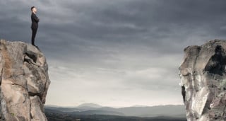 Il divario (in)conciliabile tra l'attività politica e l'onestà intellettuale