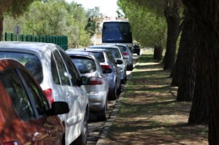 Multe illegittime se le strisce blu sono sulla carreggiata - Le IENE ratificano Studio Cataldi