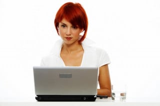 Cassazione: l'indennità di rischio per l'uso del pc va provata