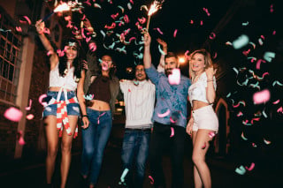 Intollerabili le feste e la musica dal vivo in condominio