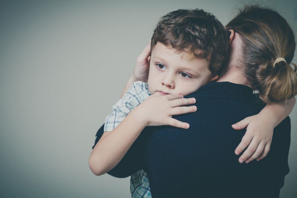 Perde la responsabilità genitoriale la mamma che allontana il figlio dal padre