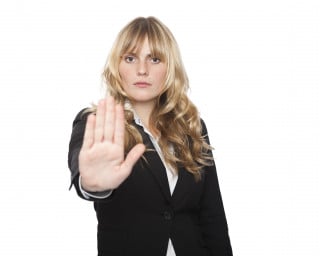 Querela per stalking e violenza sessuale: la proposta di legge