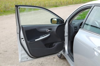 L'assicurazione copre anche i danni causati dall'auto ferma in un parcheggio