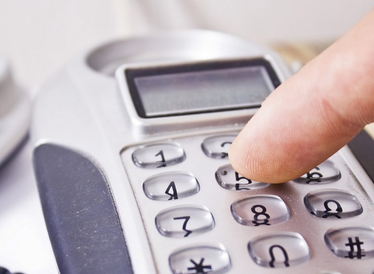 Cassazione: sono reato anche le molestie telefoniche indirette. Condannata donna che aveva messo il numero del suo ex in un sito a sfondo sessuale
