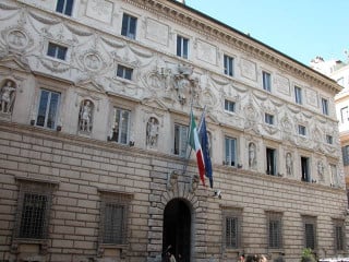 Gare di appalto e imprese collegate: la decisione di palazzo Spada