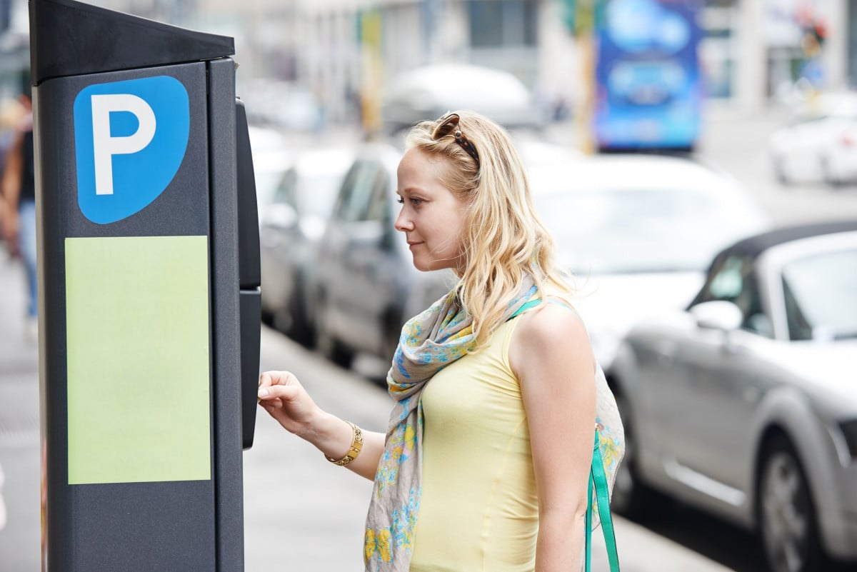 Si può parcheggiare sulle strisce blu senza pagare il ticket?
