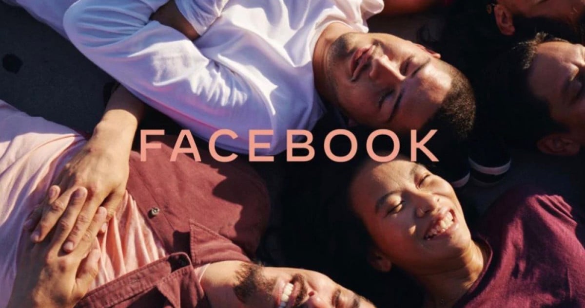Facebook cambia, ecco nuovo logo di gruppo