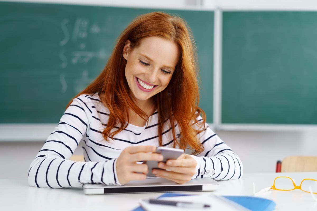 Stop cellulari in classe: la circolare del ministero