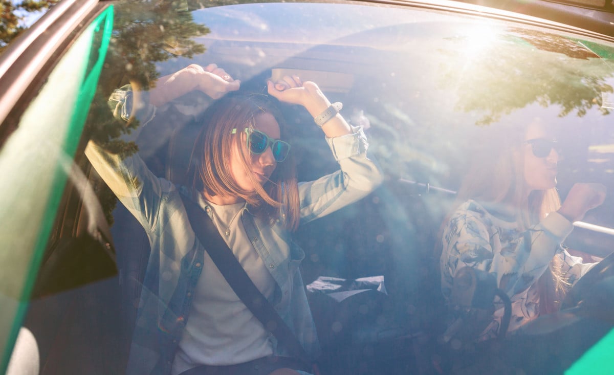 Cassazione: la musica alta in auto è reato