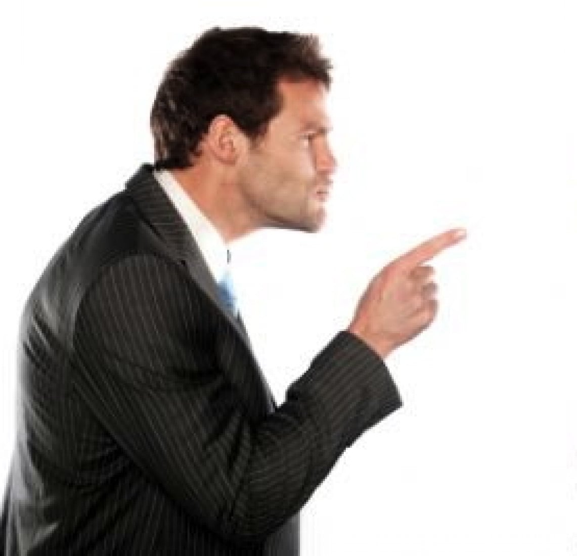 Dare del cialtrone via email è diffamazione! Parola di Cassazione
