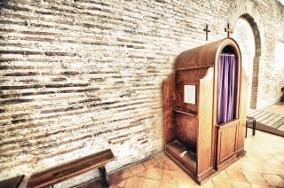 Il segreto confessionale del prete