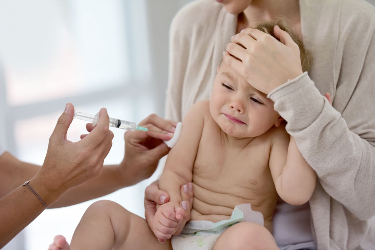 Cosa rischia chi non vaccina i figli?