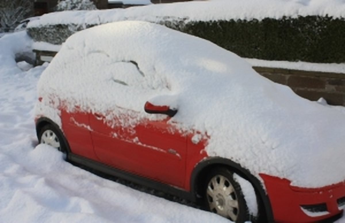 Automobilisti bloccati per colpa delle neve, spetta il risarcimento?