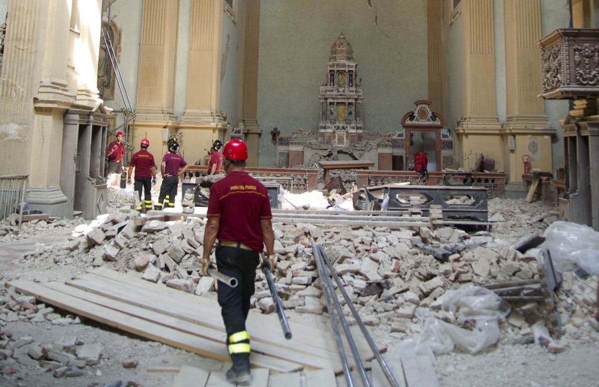 Terremoto: approvati 1,2 miliardi di euro per l'Italia