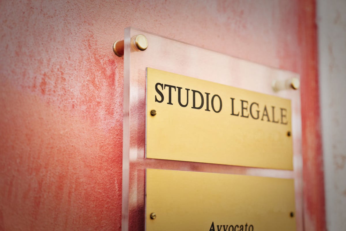 Sovranità digitale dello studio legale: 10 pilastri per l'autorità