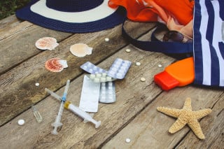 Farmaci in vacanza? Attenzione, rischio multe e carcere