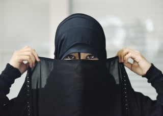 Cedu: no al velo integrale in pubblico