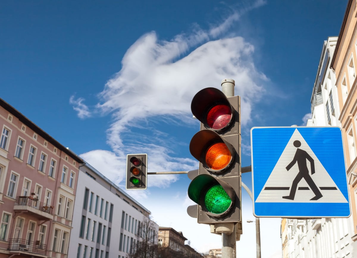 Segnali stradali: cosa indicano quelli quadrati?